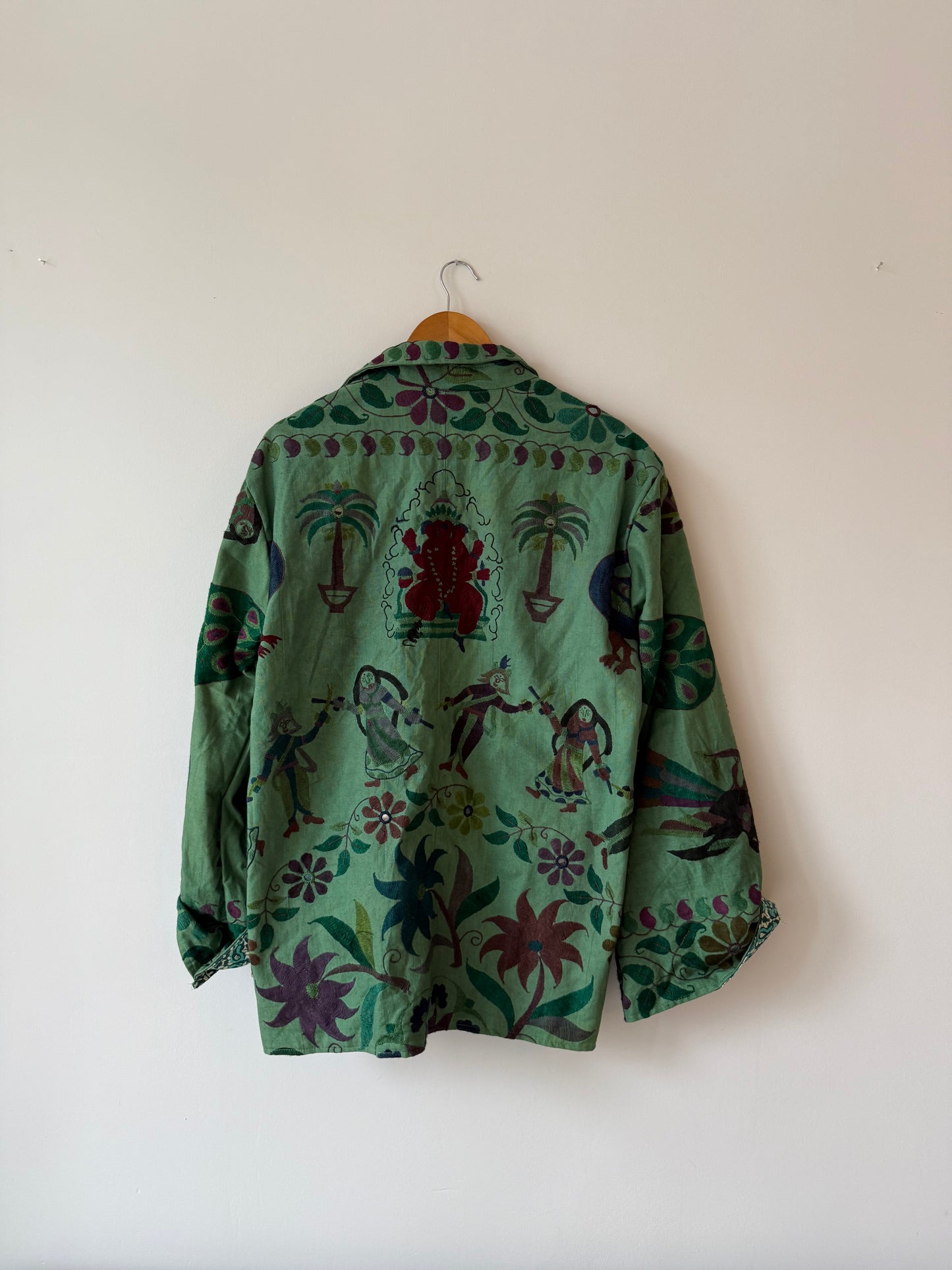 Adult coat size M - L